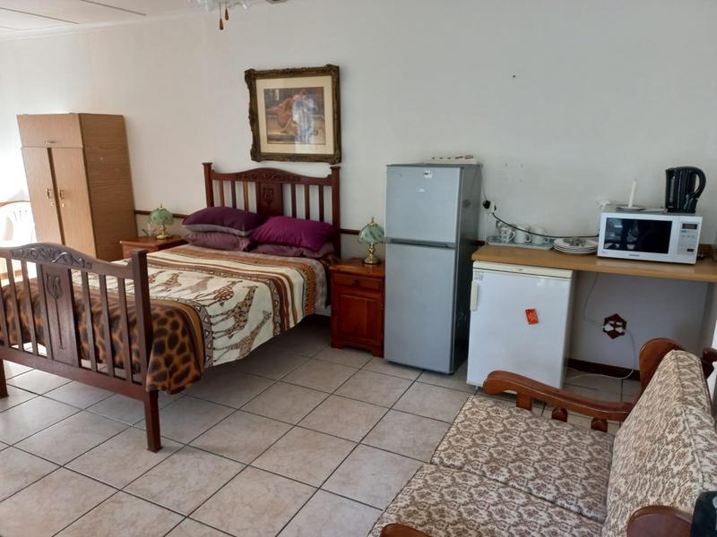 6 Bedroom Property for Sale in Lamberts Bay Western Cape